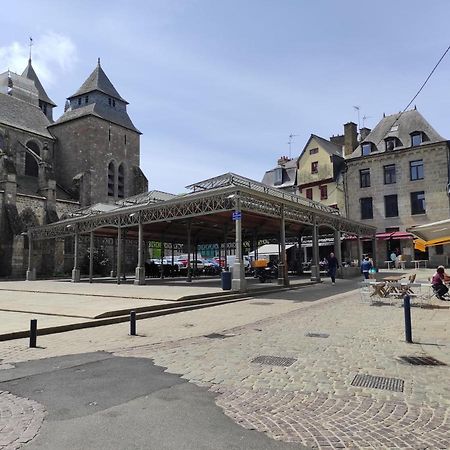 Aux Trois Palmiers Bed & Breakfast Saint-Brieuc Bagian luar foto